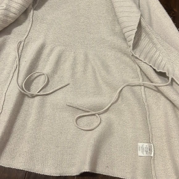 Talula Sweater - Picture 6 of 9